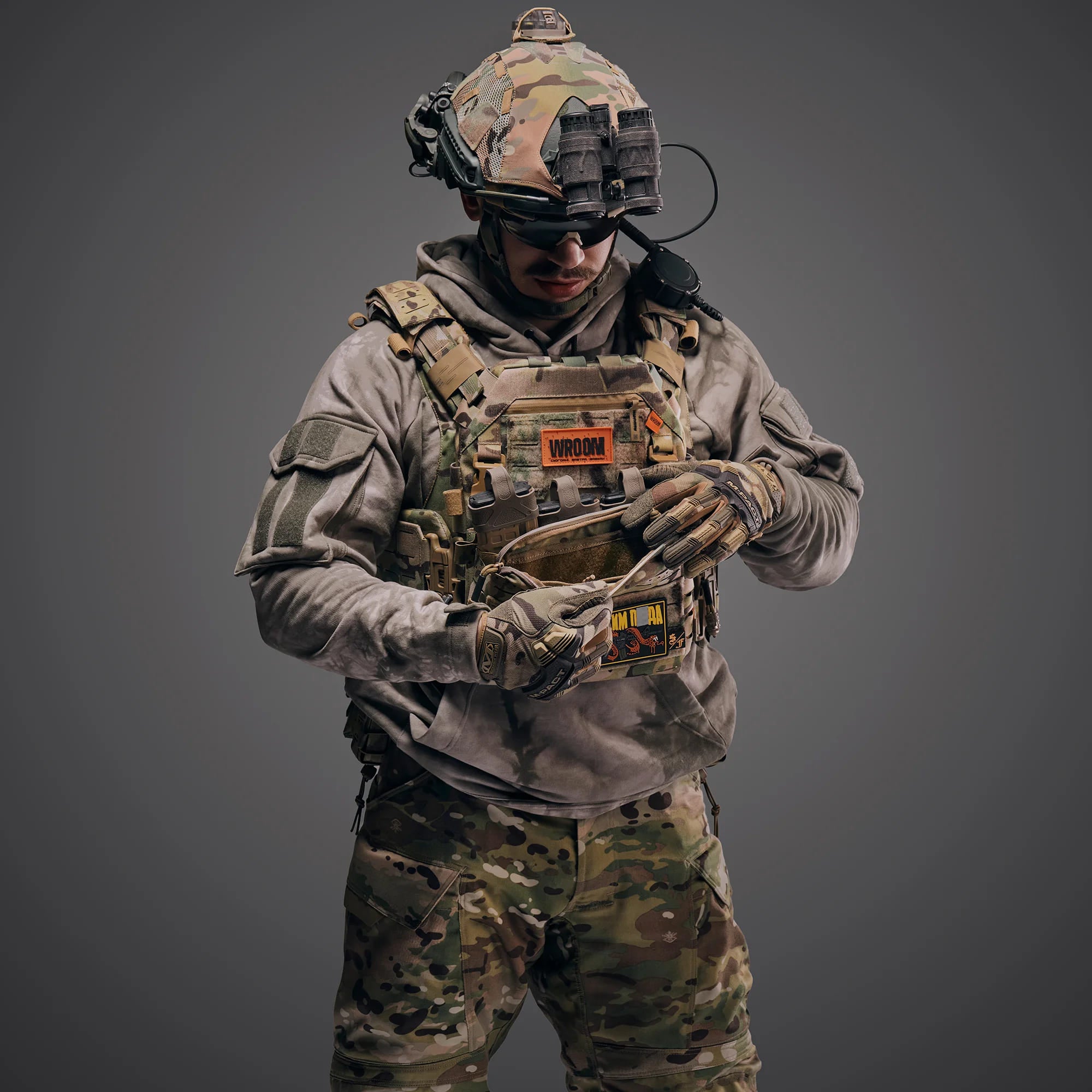 GHOST GEN5 Plate Carrier with AK/AR Placard, Color Multicam USA
