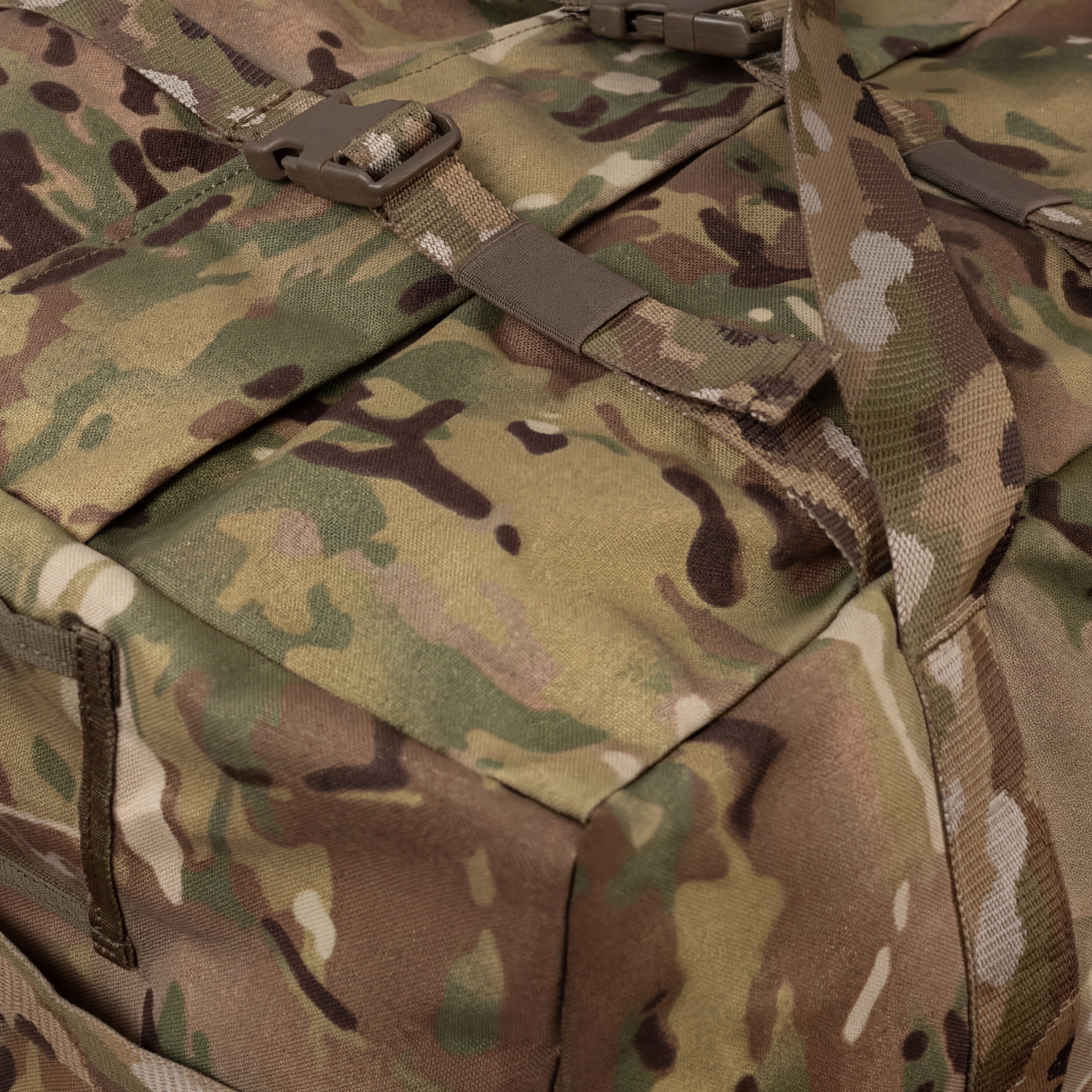 WROOM 100L Tactical Duffle Bag. Cordura 500D. Waterproof. Color Multicam